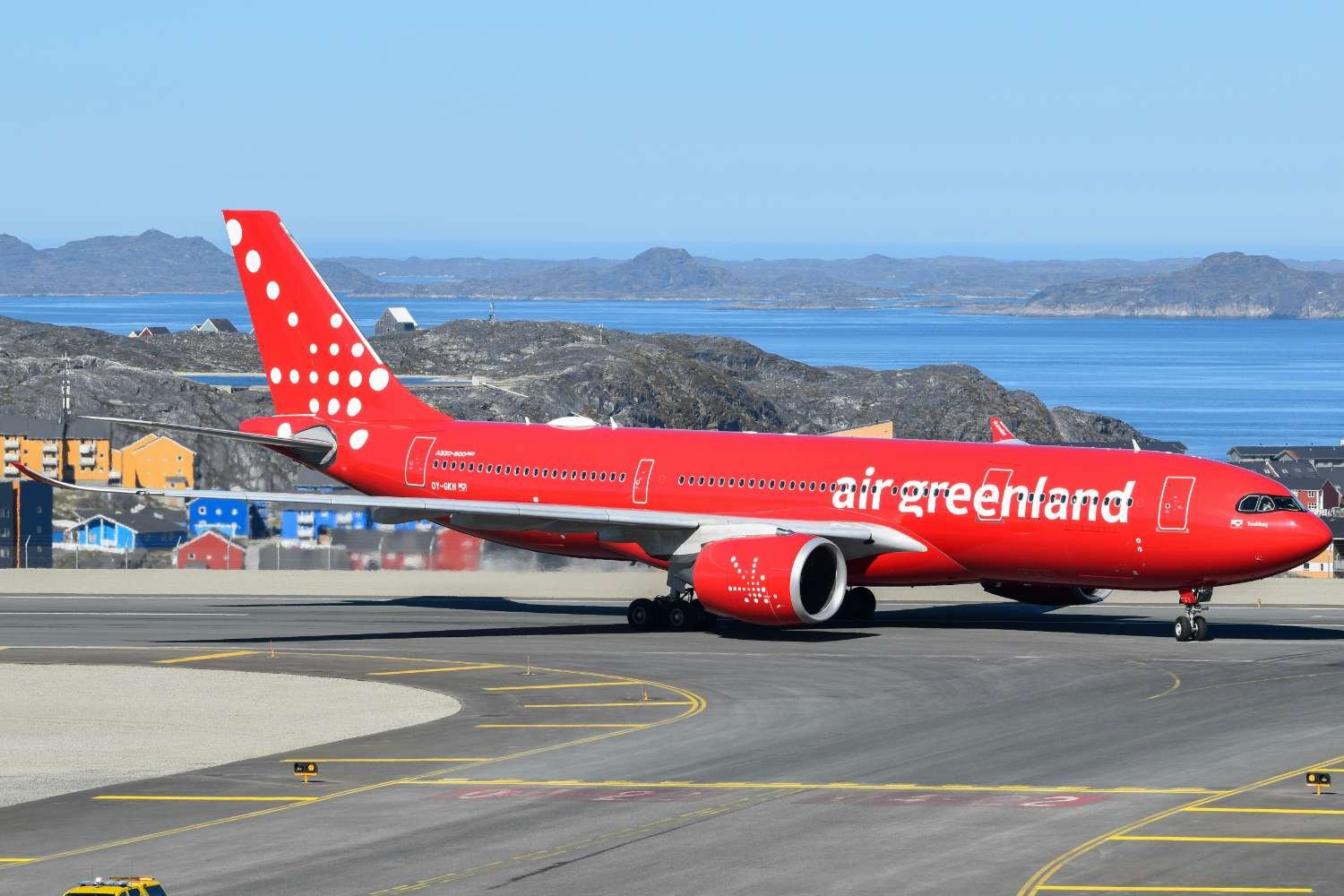 Plane flying to Greenland